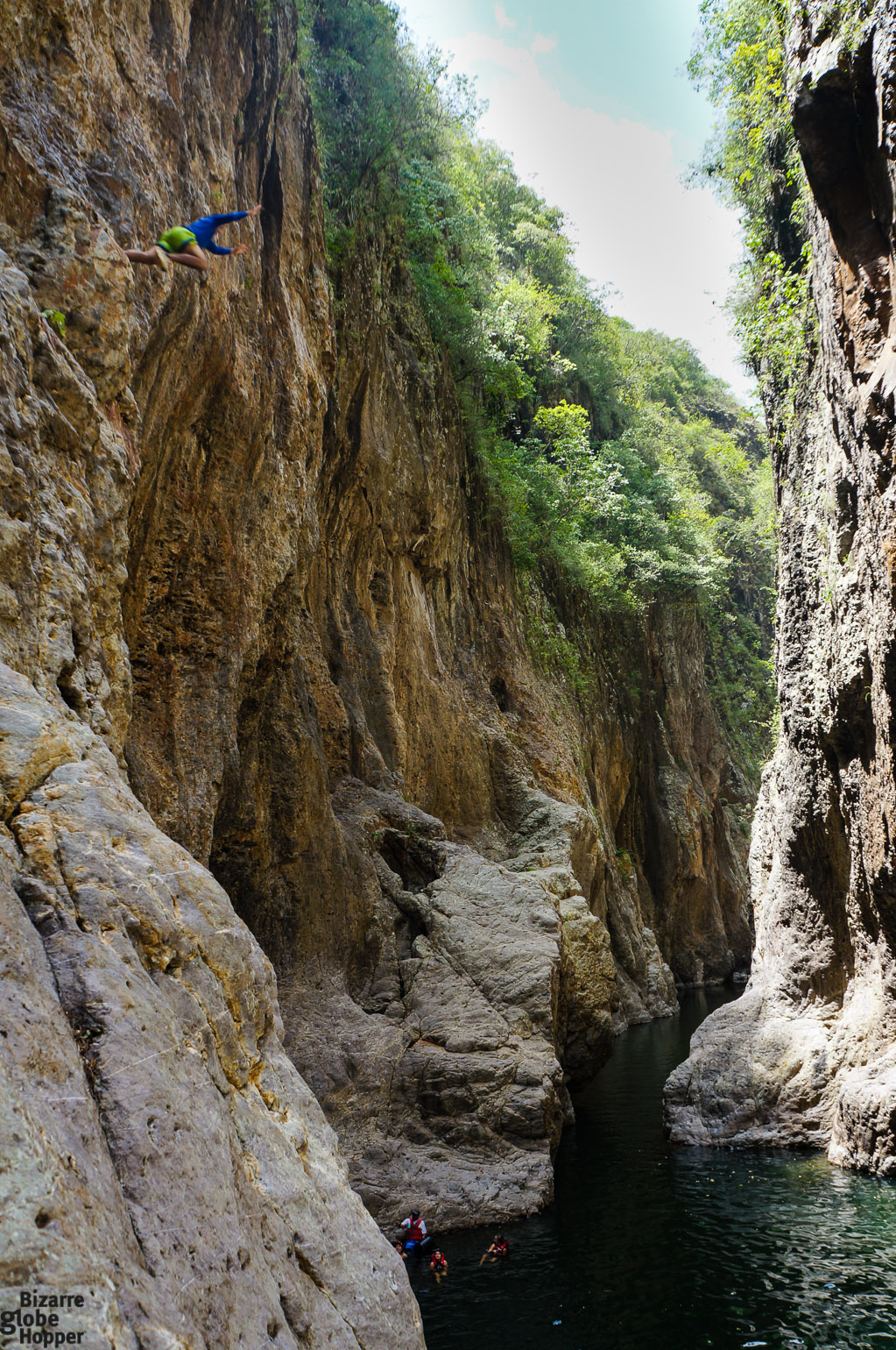 Jumping to Somoto Canyon from 20 meters, Nicaragua