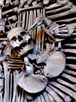 crescentr of bones, Kutna Hora, Czech Republic, bone church