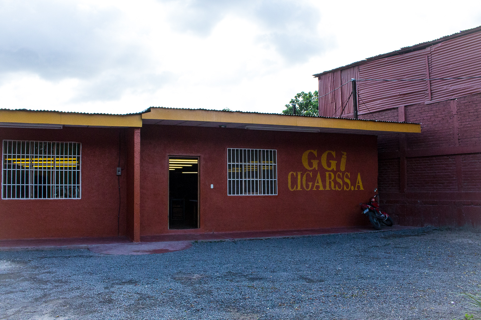 cigar factory tour esteli