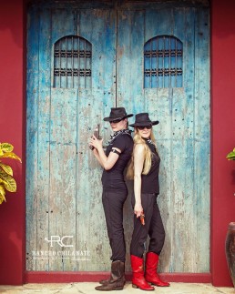 Piritta and Niina posing at Rancho Chilamate, Nicaragua