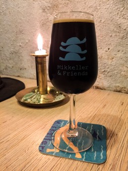 Sampling Christmas Brews at Mikkeller & Friends – my favorite brewery pub in Copenhagen!